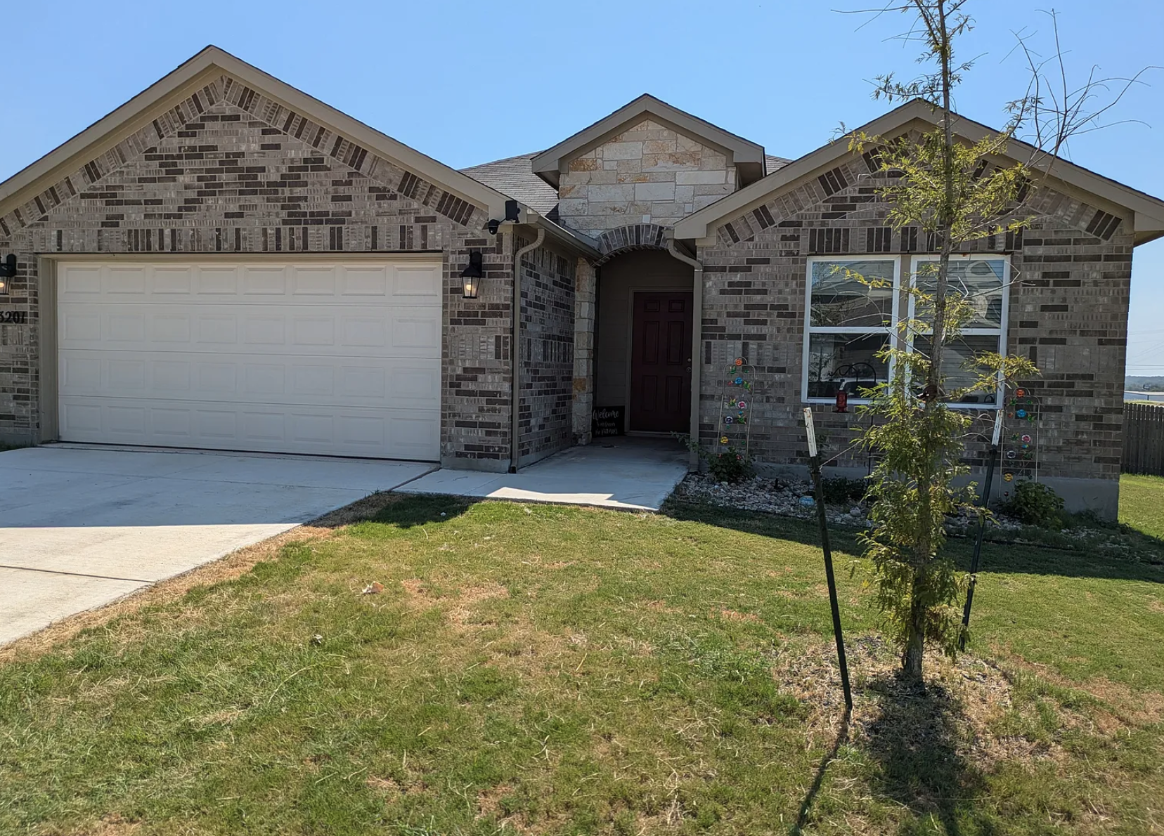 Photo of 3201 Broad View